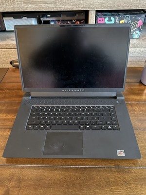 Alienware M17 R5 17.3'' (1TB SSD. AMD Ryzen 9 6900HX, 4.9GHz 16GB RAM) Gaming...