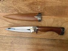 Custom Mauricio Daletzky Gaucho Knife. Wooden Sheath.