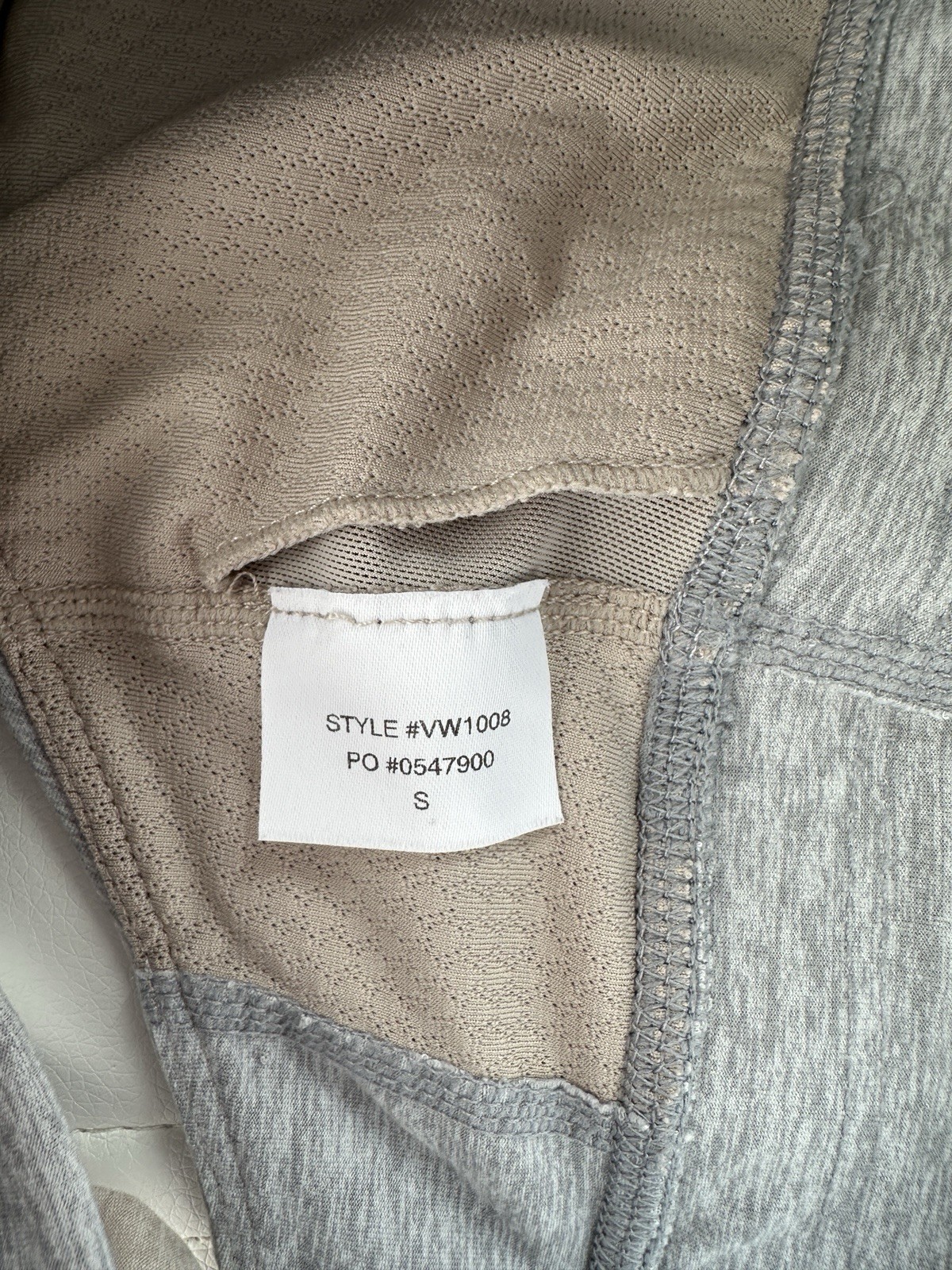 Vuori Performance Bra Gray Crossback Longline Ele… - image 4