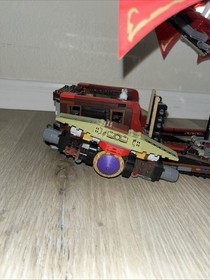 LEGO NINJAGO: Final Flight of Destiny's Bounty (70738) incomplete