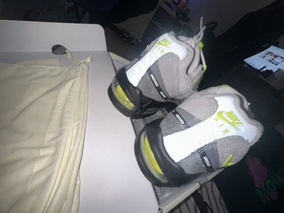 Size 9.5 - Undefeated x Nike Air Max 95 Neon