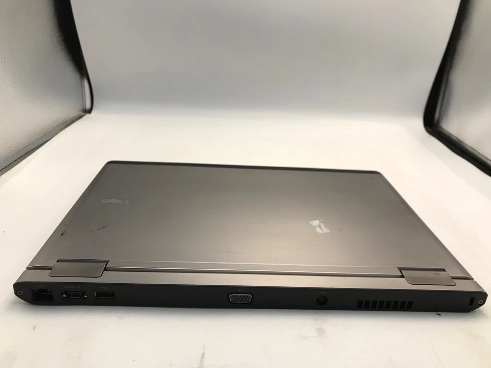 Laptop Dell Latitude 13 Intel Core 2 Solo 1.4GHz 13" 4GB RAM SIN HDD-MZ Foto 4 de 4