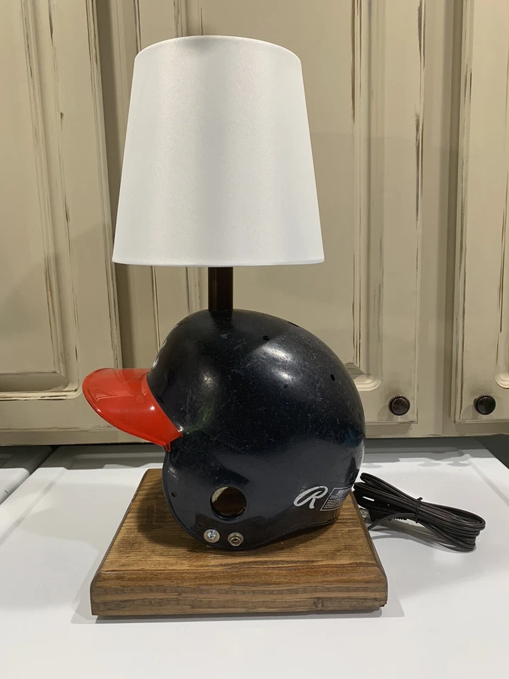 Atlanta Braves Rawlings Batting Helmet Lamp - Image 4 of 4