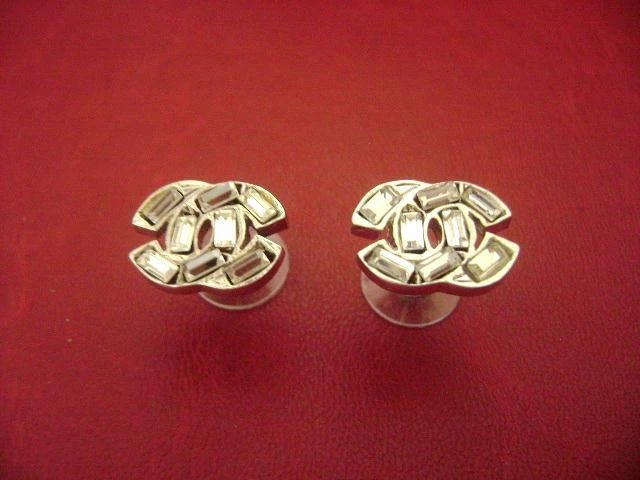 Chanel CC Logo Baguette Crystal Very Simple pierced Earrings