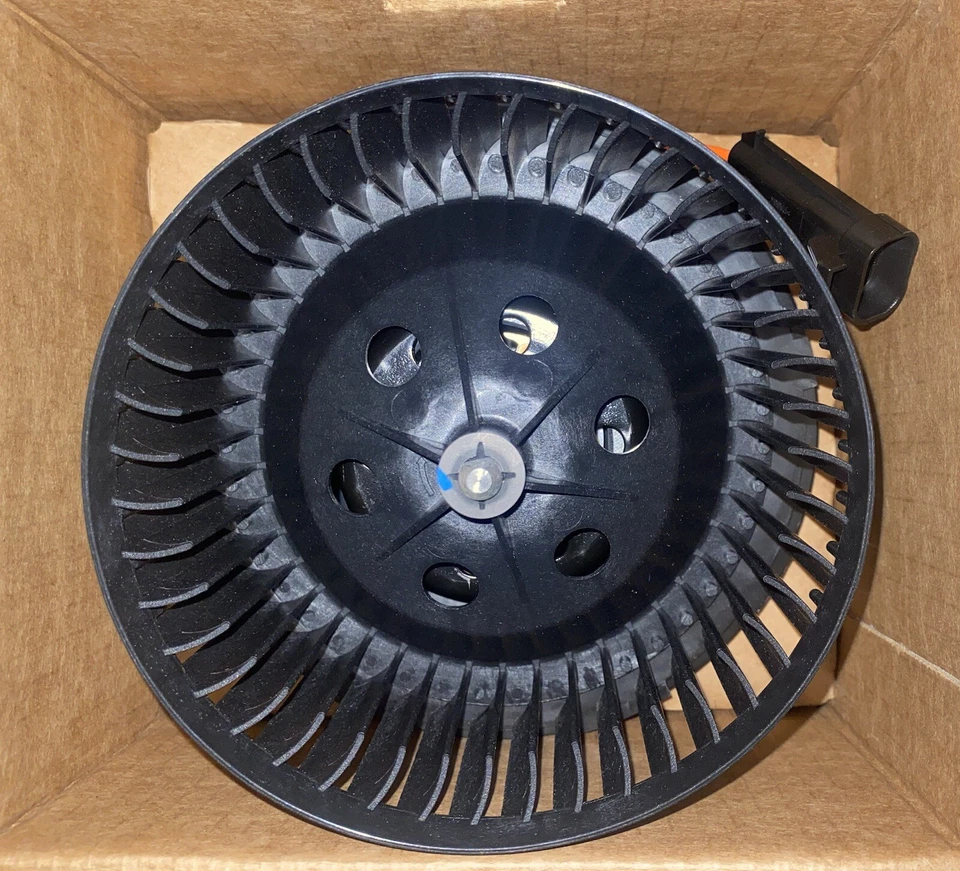 NUEVO CARQUEST Cooling 75748 - Motor soplador HVAC PARA CHEV, GMC, ETC... Foto 3 de 4