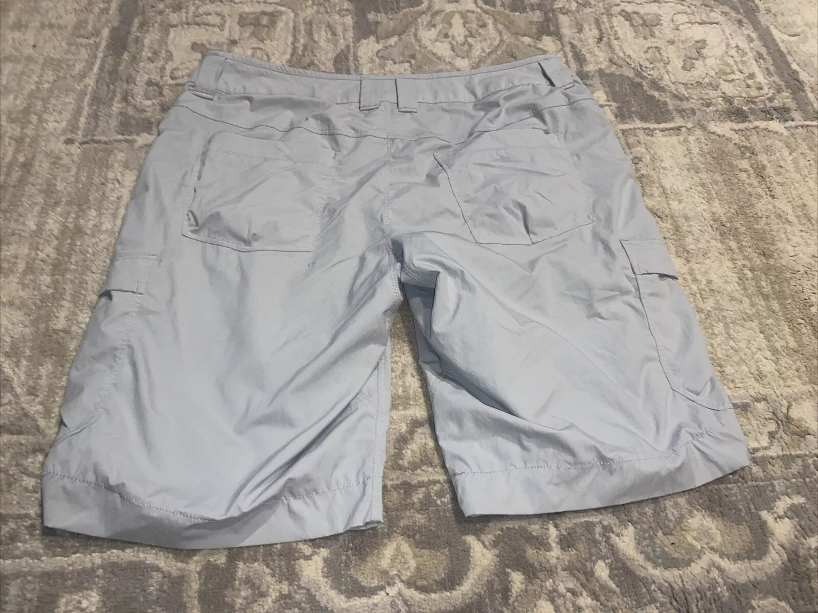ARC'TERYX Arc’teryx Gray shorts women size 8 Nylon Blend