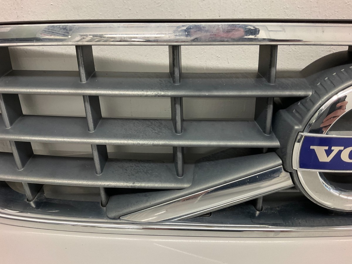 03-13 Volvo XC90 Front Grill 31333284 | eBay