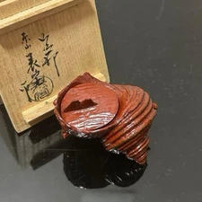 Kawase Omotekan Natural Turban Shell Pattern Incense Container Japan Red