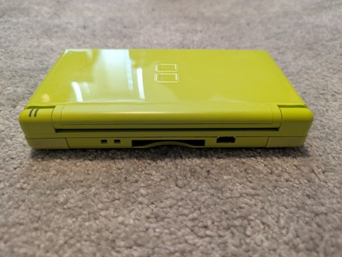 Consola Nintendo DS Lite verde lima PAL UK con cargador - Imagen 4 de 5