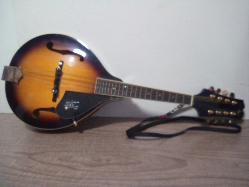 Mitchell Mandolin Sunburst Acoustic 8 String Pre-owned 