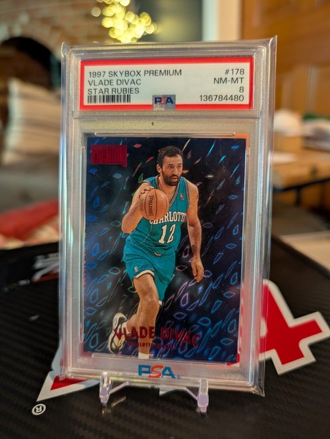 1997 Skybox Premium Star Rubies Vlade Divac /50 - PSA 8 - Brand new grade!