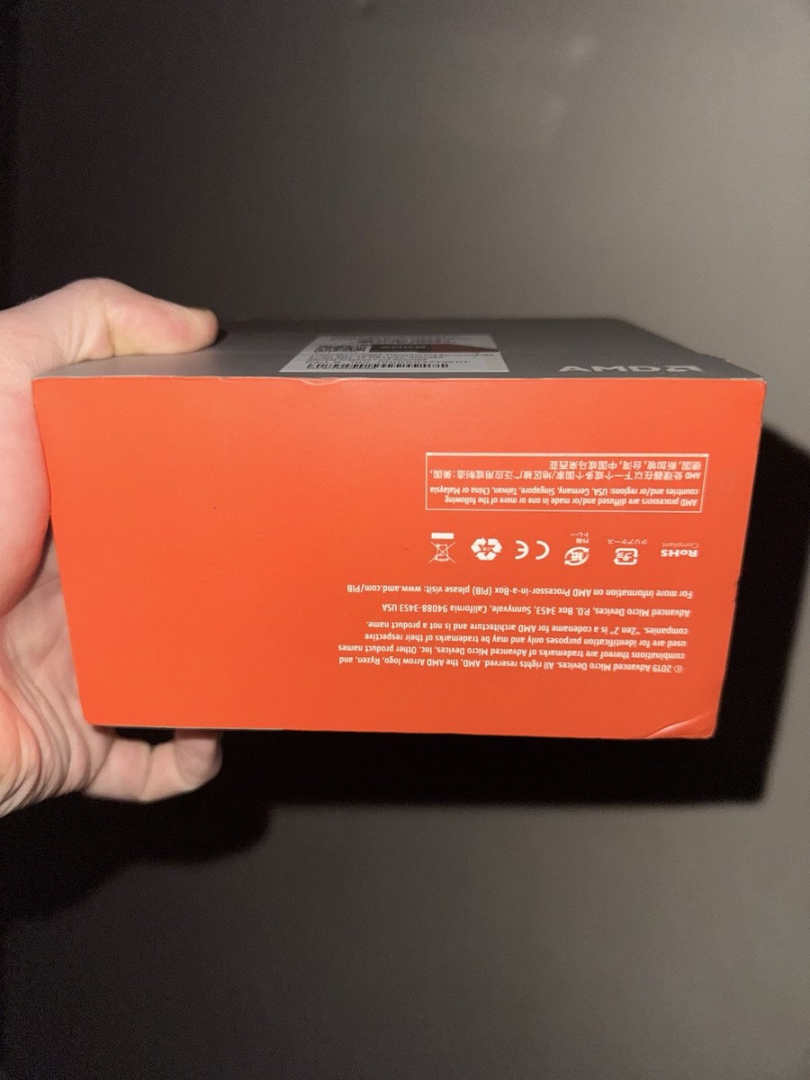 AMD Ryzen 9 3900XT Processor (4.7 GHz, 12 Cores, Socket AM4 AMD Ryzen 9 3900XT Processor (4.7 GHz, 12 Cores, Socket AM4