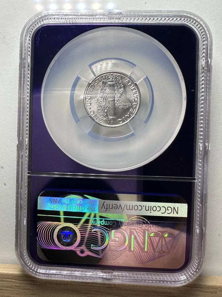 1942 Mercury Dime • NGC MS66 Trader Bea Core • Beautiful High-Grade Silver Dime - Image 2 of 4