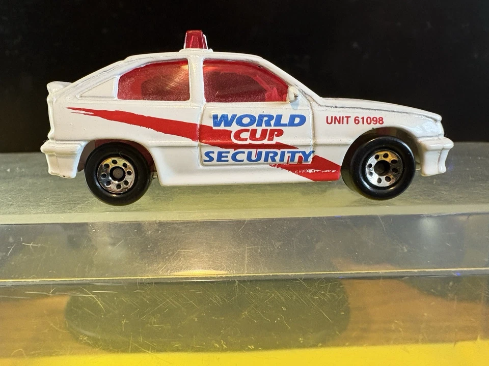 96 Matchbox Ikarus Coach World Cup Tour Bus+Pickup+Opel Calibra+Opel Kadett L-WC - Image 4 of 4