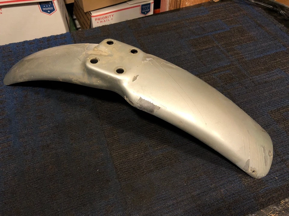 73 74 75 Guardabarros delantero Honda Elsinore CR125 CR250 CR125M CR250M MT250 MR175 MT125 Foto 2 de 4