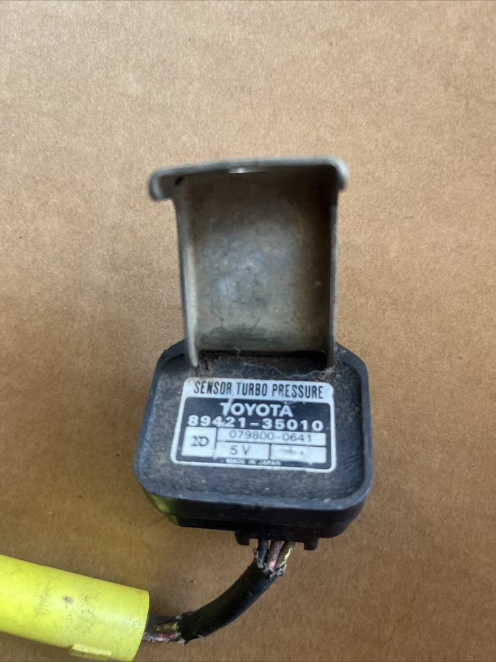 Toyota 4Runner 1985 1986 1987 camioneta 22RE turbo sensor de presión 89421-35010 fabricante de equipos originales Foto 2 de 4
