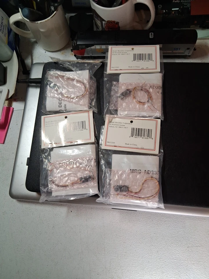 Lote de 3 decodificadores escala MrC N nuevos y uno abierto en paquetes Foto 3 de 4