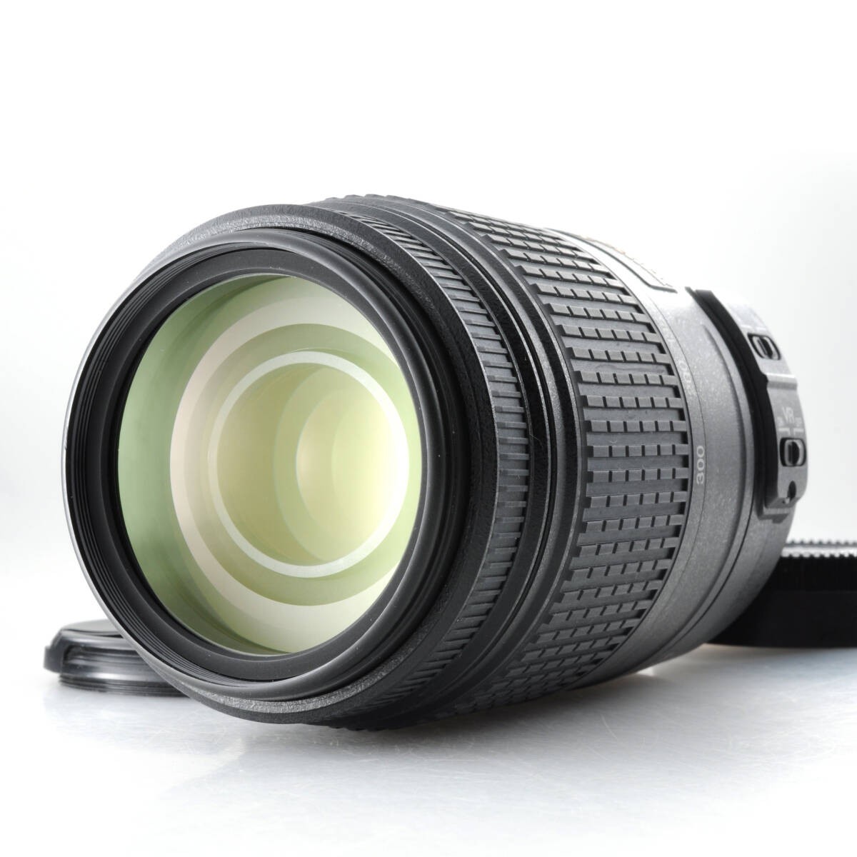 Nikon AF-S DX NIKKOR 55-300mm F4.5-5.6G ED VR Telephoto Zoom