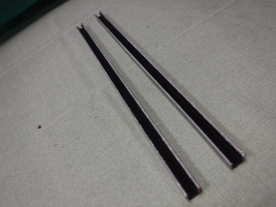 Уплотнительная прокладка SoffSeal для вентиляционных окон 2246 1933 1966 Chevy Buick - Изображение 2 из 4