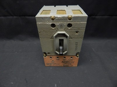 SPD Actron 3 Pole 500VAC 10-100A - Navy Type Circuit Breaker - AQB-A102 ETN-2860