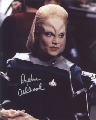DAPHNE ASHBROOK als Melora Pazlar - Star Trek: DS9 ORIGINAL SIGNED AUTOGRAMM