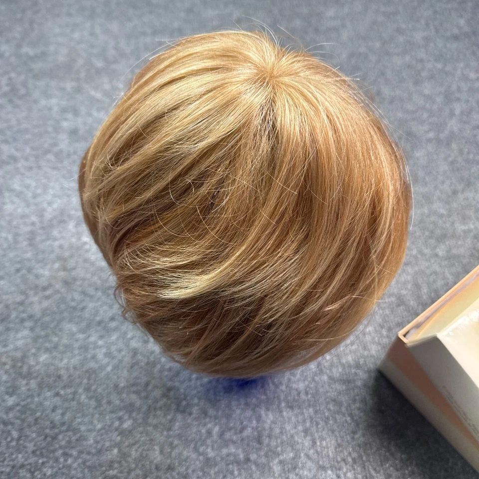 Gabor Colección Lujo Esmalte Rubio Destacados Corto Estilo Bob + Caja Foto 2 de 4