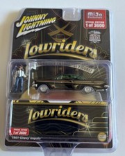JOHNNY LIGHTNING Lowriders 1961 Chevy Impala black 1 of 3,600 Mijo special bxjj