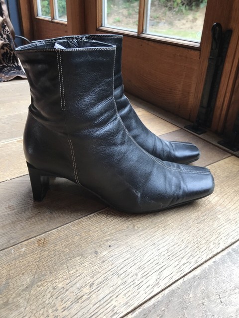 clarks ladies ankle boots sale