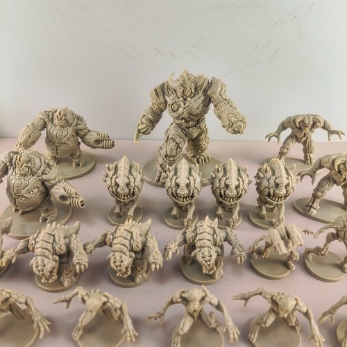 37Pcs Doom The Board Game Fantasy Flight Games 2nd Edition Cyberdemon - Picture 6 of 8