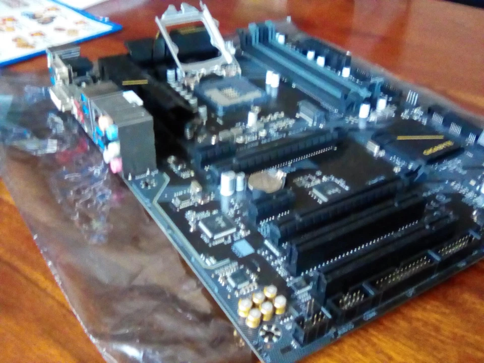 GIGABYTE GA-Z270-HD3P   SOCKET 1151 - Imagen 4 de 4