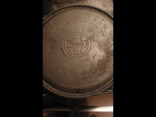 Griswold Cast Iron #10 Large Block Logo Griddle 610 , Vintage