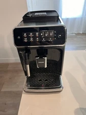 Philips 3200 Fully Automatic Espresso Machines - Black - Very Good Condition