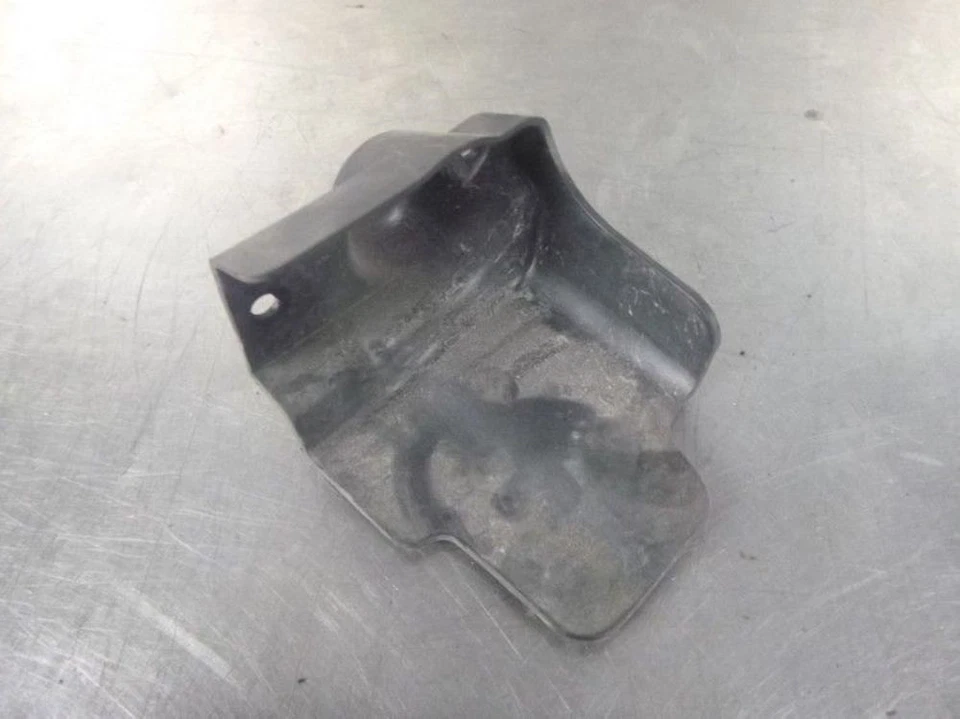 06 07 08 Panel de cubierta de servomotor de escape Triumph Daytona 675 Foto 2 de 4