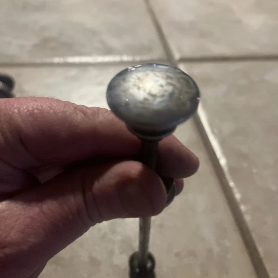 Émbolo y tapa de bomba de aceite original Early Teens Foto 2 de 4