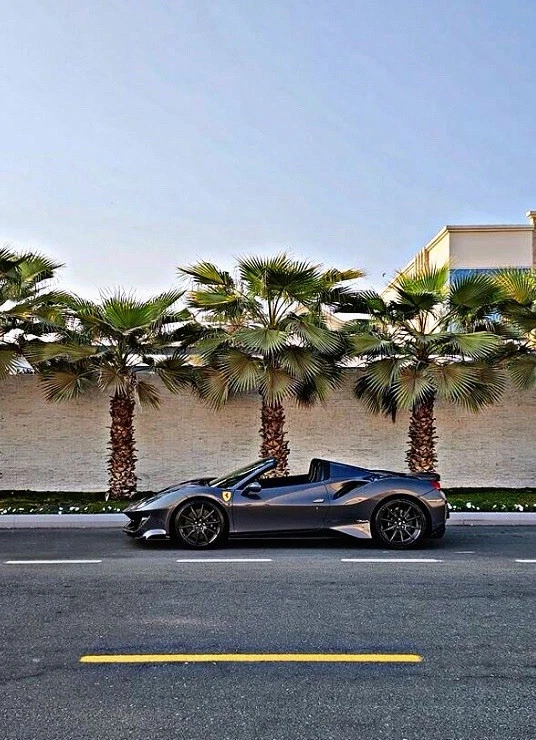 1:18 BBR FERRARI 488 PISTA SPIDER 2018 BLUE ELDER No D&G MR AMALGAM H&H 29/48 - Image 4 of 4