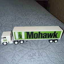 Mohawk Carpet WINROSS Freight Trailer Semi 7000 CAB Indian Vintage