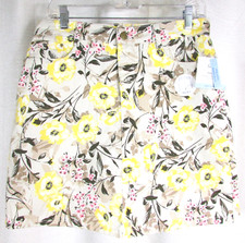 NWT Croft  Barrow SKORT "Secretly Slimming" Size 10 Mid Rise Floral Stretch