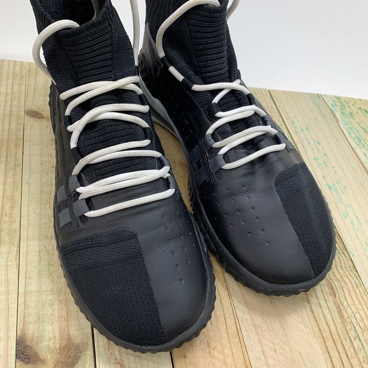 Under Armour Project Rock 1 Shoes Mens Size 8.5 Black White  display picture 1