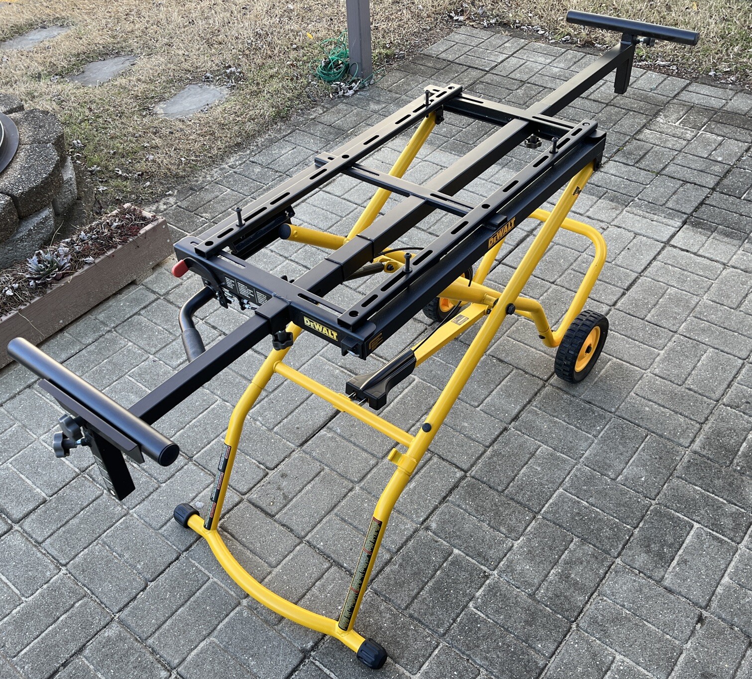 DEWALT DWX726 HeavyDuty Rolling Miter Saw Stand Yellow/Black New eBay