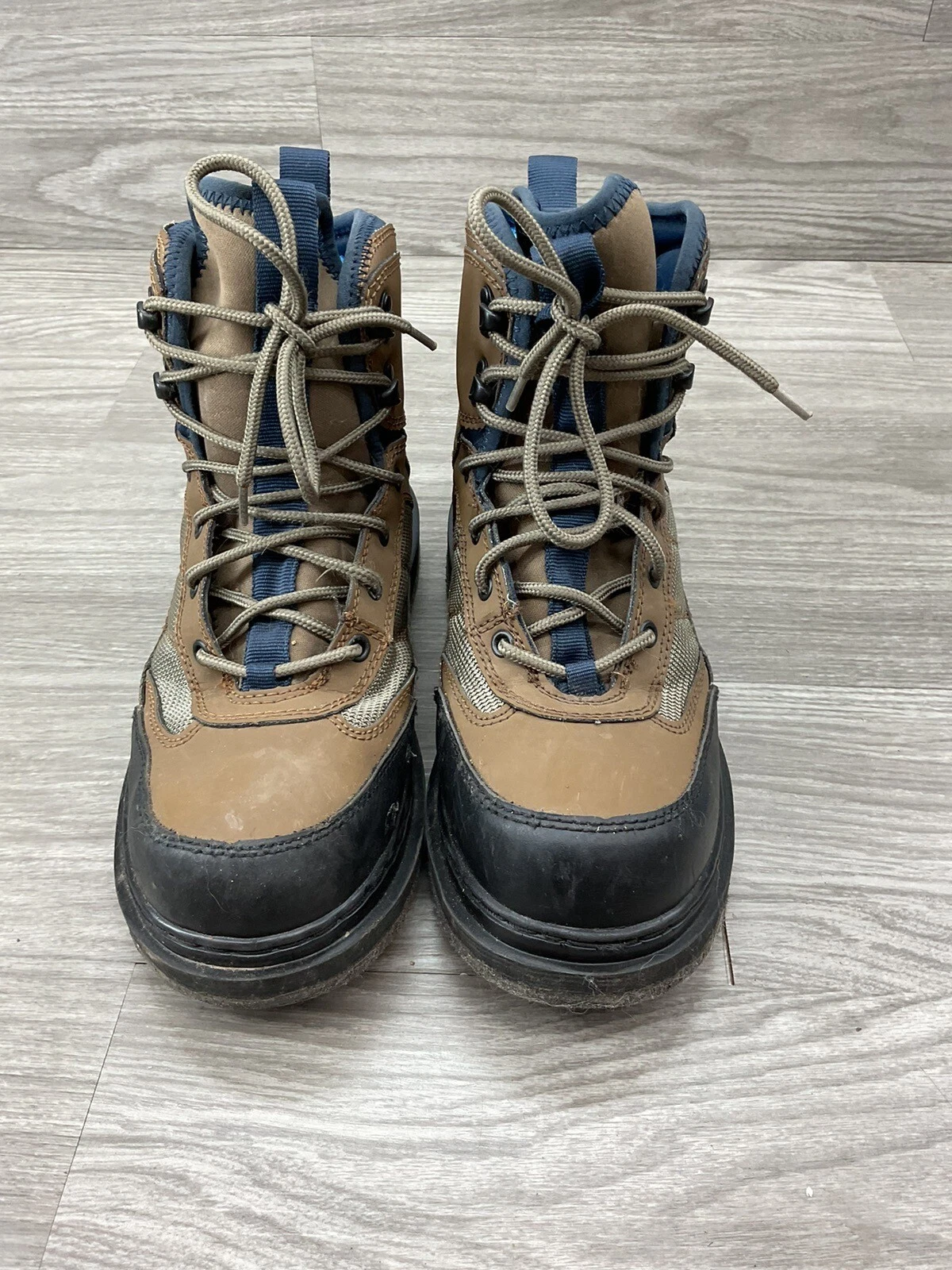 Cabela's Men's Size 9 Ultralight II Felt Wading Boots Brown