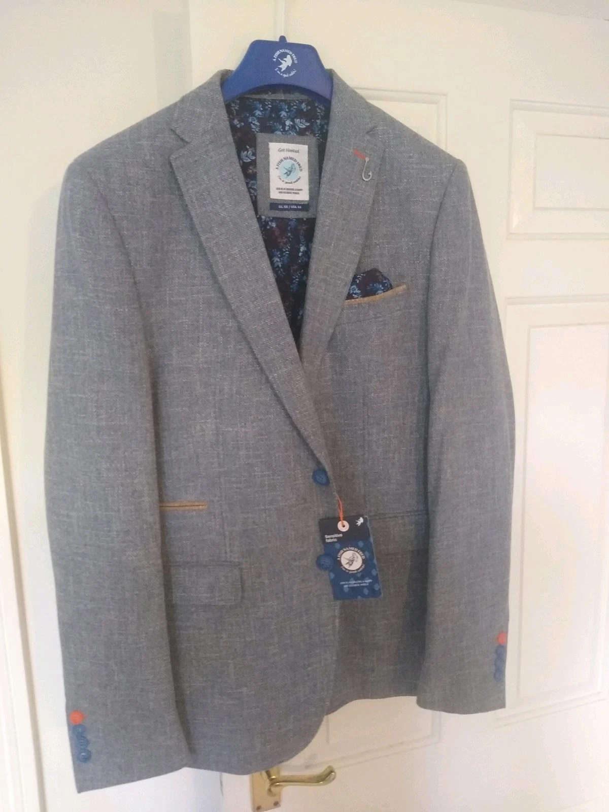 A Fish Named Fred Blazer & Waistcoat, Blue Structure Pattern (UK 44 & 46) BNWL
