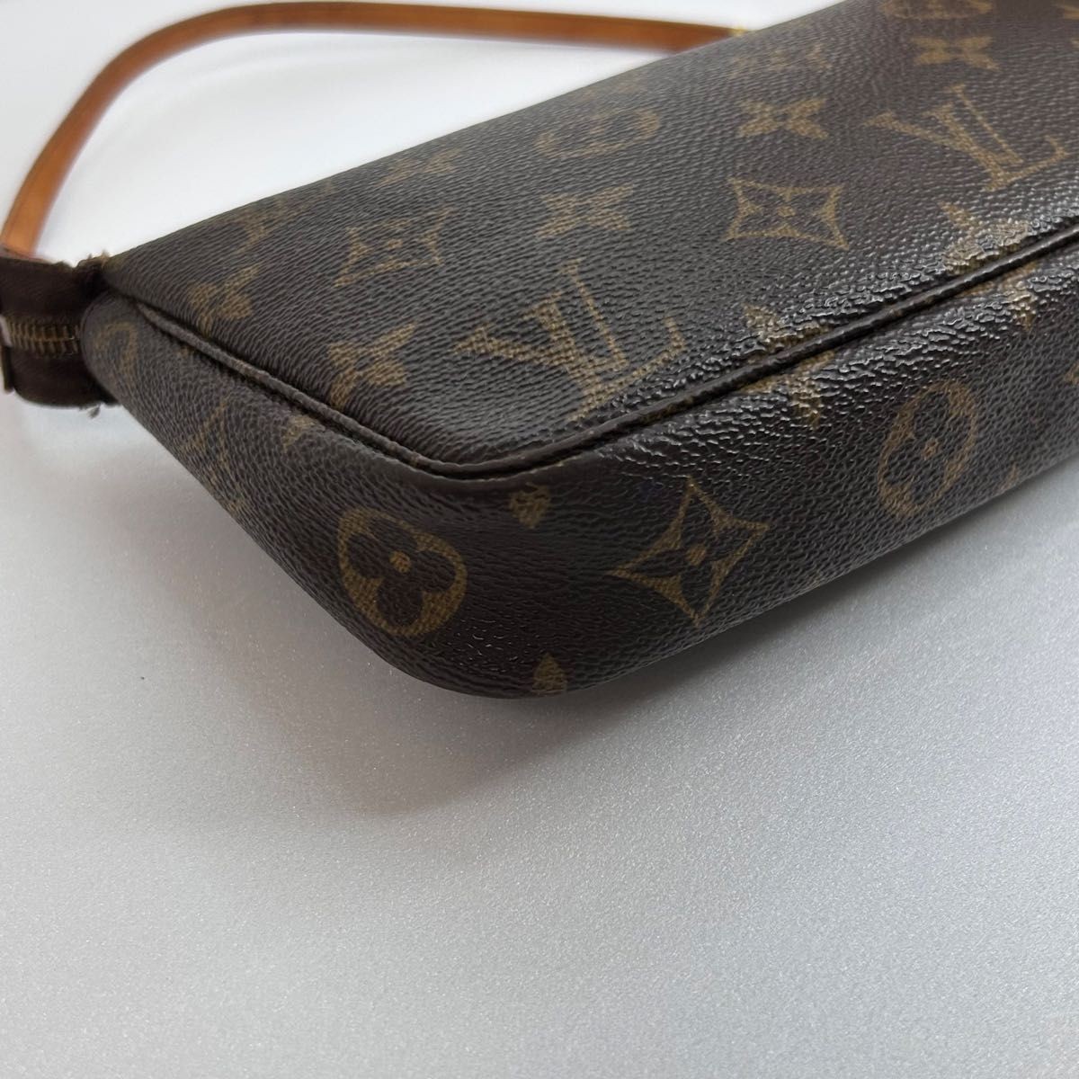 LOUIS VUITTON Pochette Accessoires Monogram Hand Bag Pouch — image 7