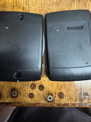Honeywell OmniProx OP40 Prox Card Reader, OP40HONR, Used, with Black Cover
