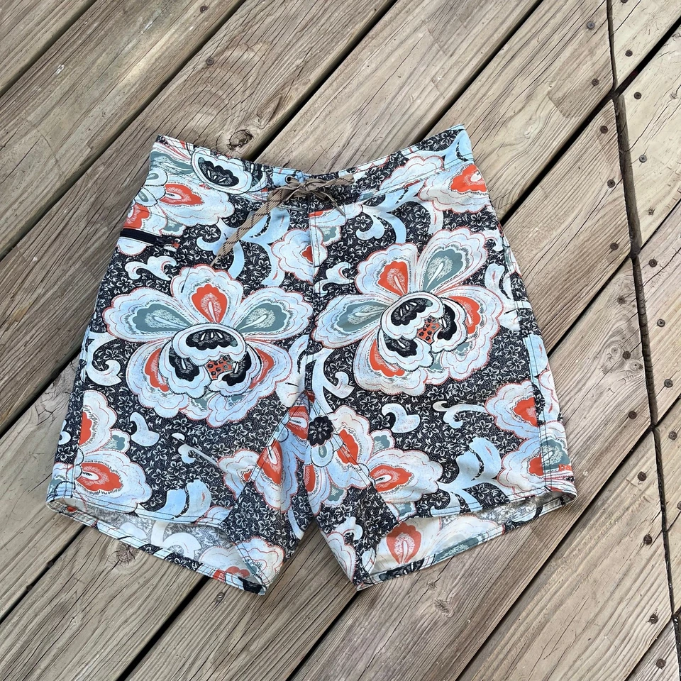 Patagonia Herren Floral Boardshorts Badehose Größe 32