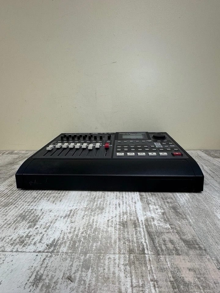 Roland VS-890 24-bit Digital Studio Workstation (Workstation Only) - Tested - Image 2 of 4