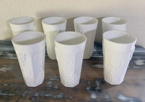 Vtg Indiana Glass Milk Glass Colony Harvest Grape Tumblers Full Set Of 8 EUC