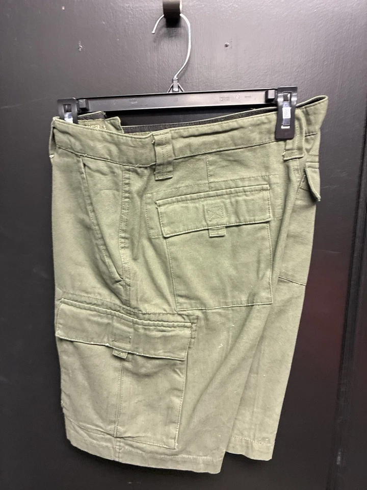 NWT Ruff Hewn Relaxed Fit Vintage Wash Khaki Cargo Shorts - Size 36 - Image 2 of 3