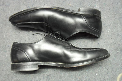 Allen Edmonds LaSalle Black Leather Lace up Dress Shoes  display picture 3