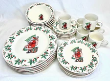 Vintage Gibson Santa & Holly Christmas Set - 6 Complete Table Settings (30 pcs)