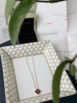 Van Cleef & Arpels Vintage Alhambra 2011 Holiday Pendant Carnelian